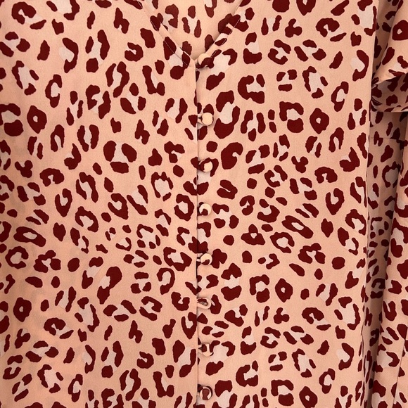 Pink Short Sleeve Blouse with Relaxed Fit - Picture 2 of 6